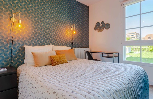 Hermoso apartamento para 5 personas con WIFI, TV, terraza y aparcamiento