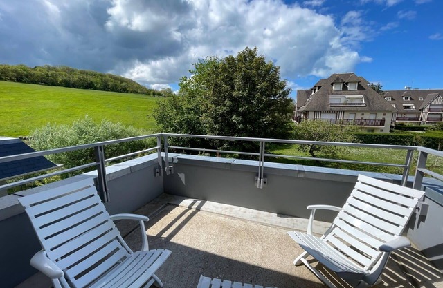Nice apartment at 2 min walk from the beach