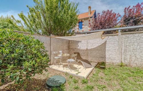 Nice Apartment In Saint-Palais-Sur-Mer