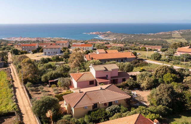 Precioso apartamento para 6 personas con A/C, WIFI, TV, terraza y aparcamiento