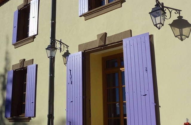 Ideal apartamento con lavavajillas situada entre los campos de lavanda