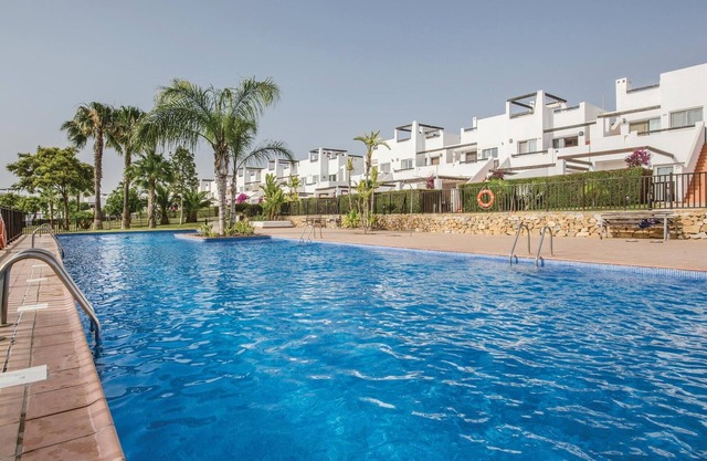 Nice apartment in Alhama de Murcia