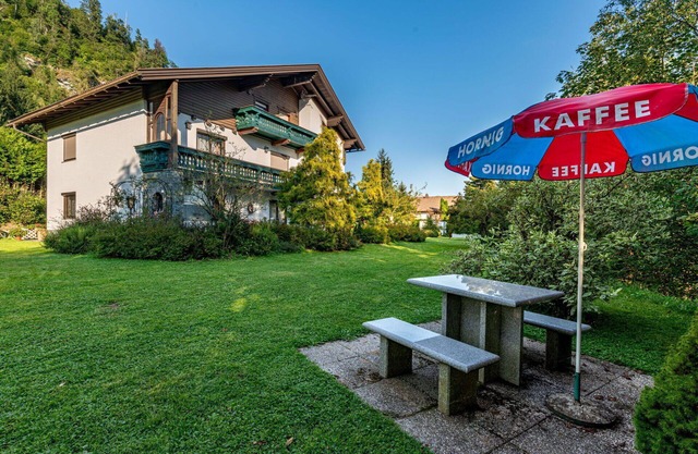 Precioso apartamento para 4 personas con WIFI, TV, patio, mascotas permitida y aparcamiento
