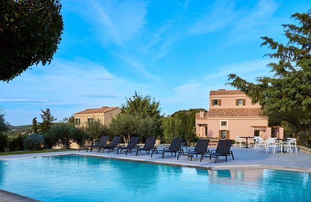 Nice apartment for 3 people with pool, A/C, WIFI, TV, terrace, panoramic view and parking