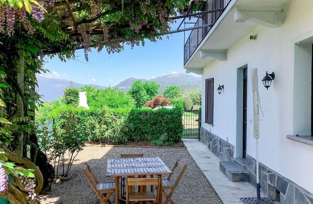Bonito apartamento para 3 personas con WIFI, TV, patio y aparcamiento