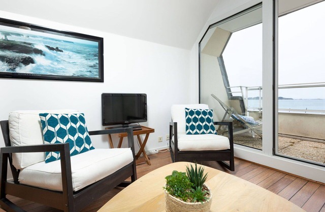 Precioso apartamento para 4 personas con WIFI, balcón y aparcamiento