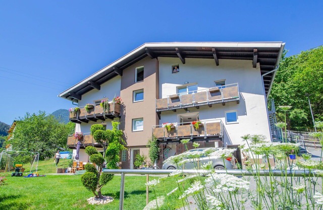 Hermoso apartamento para 4 personas con WIFI, TV, balcón y aparcamiento