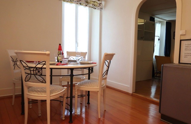 Precioso apartamento para 4 personas con WIFI, TV, patio, mascotas permitida y aparcamiento