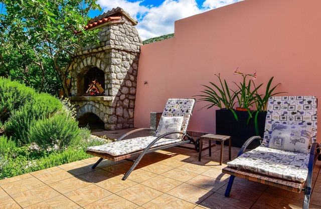 Hermoso apartamento para 4 personas con A/C, WIFI, TV, terraza y aparcamiento