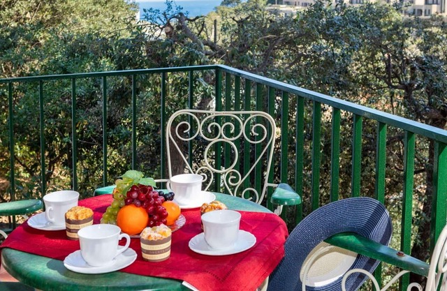 Nice apartment for 4 people with WIFI, TV, balcony and parking