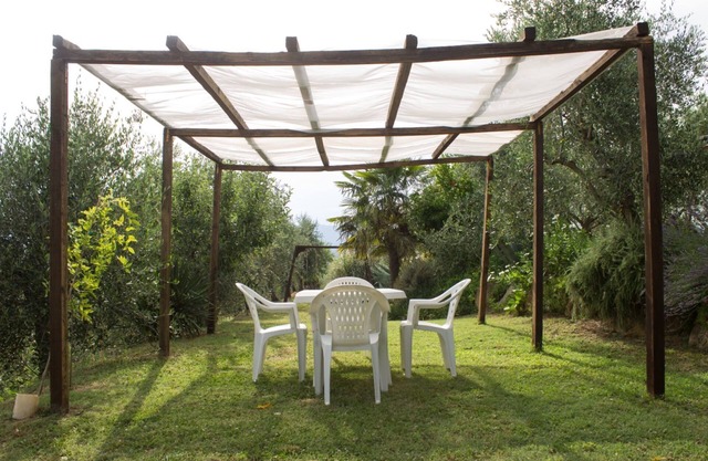 Precioso apartamento para 5 personas con WIFI, piscina, TV y aparcamiento