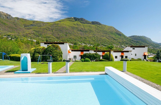 Apartamento con piscina, WIFI, TV, patio, mascotas permitida, vista panorámica, aparcamiento