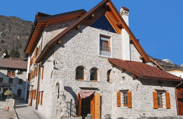 Bonito apartamento para 5 personas con WIFI, TV, patio y aparcamiento