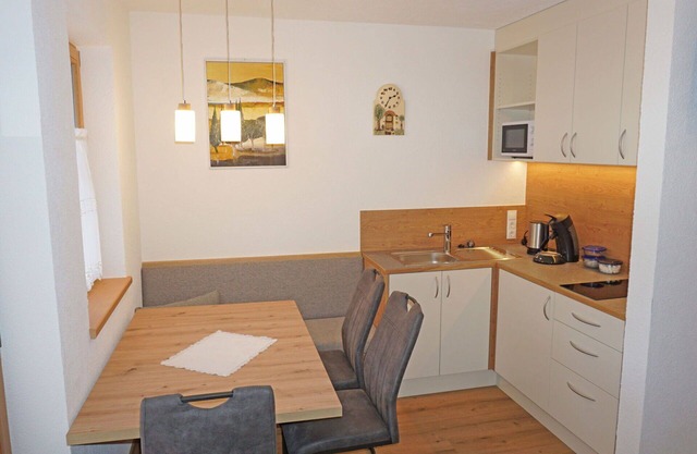 Bonito apartamento para 5 personas con WIFI, TV, terraza y aparcamiento