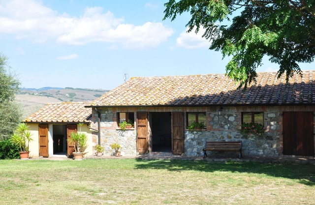 Acogedor apartamento con piscina, WIFI, TV, mascotas permitida, vista panorámica y aparcamiento