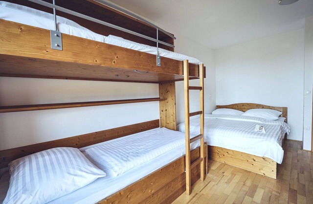 Apartamento con WIFI, piscina, TV, balcón, mascotas permitida, vista panorámica, aparcamiento
