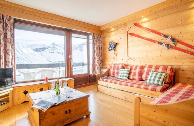 Hermoso apartamento para 8 personas con WIFI, TV y balcón