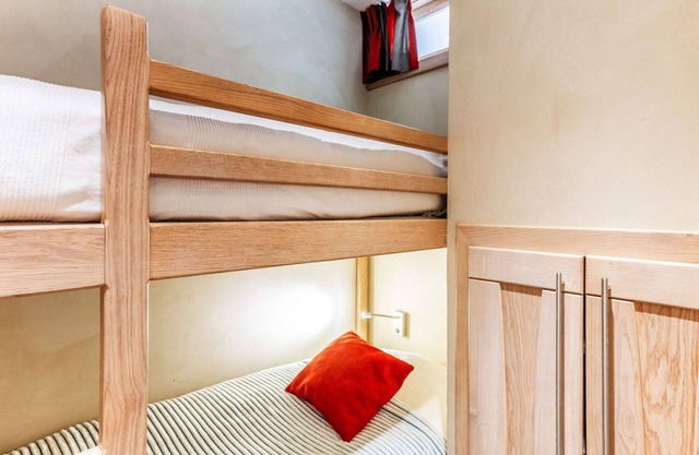 Hermoso apartamento para 6 personas con WIFI, TV y balcón