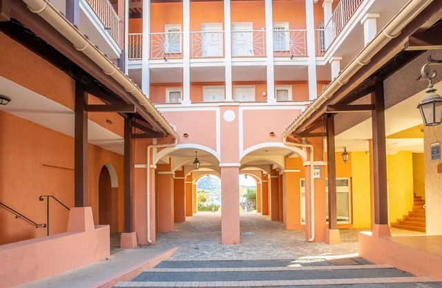 Nice apartment for 4 people with WIFI, pool, TV and terrace