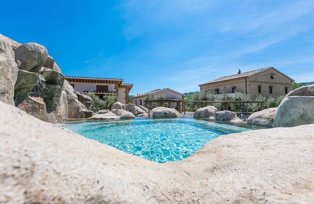 Apartamento con WIFI, piscina, A/C, patio, mascotas permitida, vista panorámica, aparcamiento