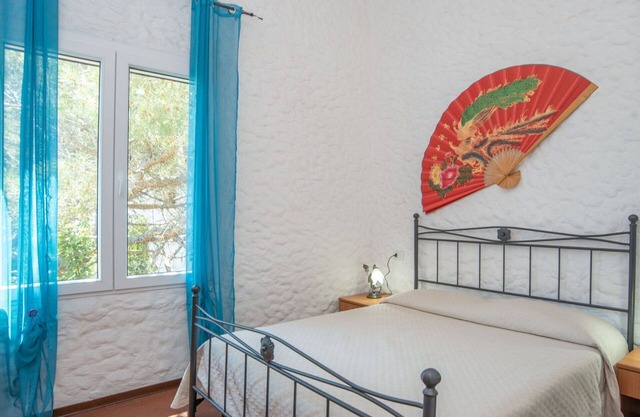 Hermoso apartamento para 4 personas con A/C, WIFI, TV, terraza, mascotas permitida y aparcamiento