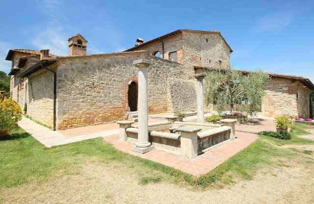 Acogedor apartamento en villa para 3 personas con A/C, piscina, WIFI, TV y aparcamiento