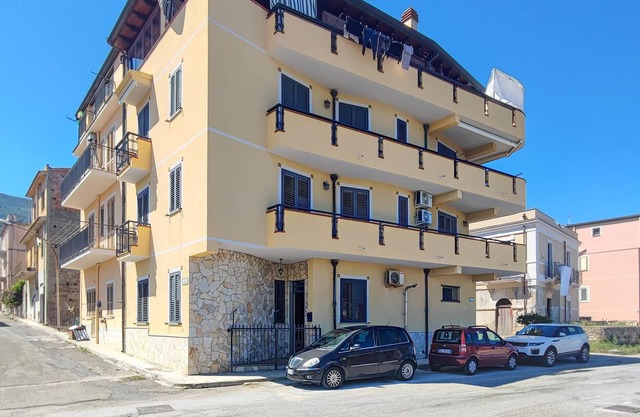Bonito apartamento en Acquedolci con.