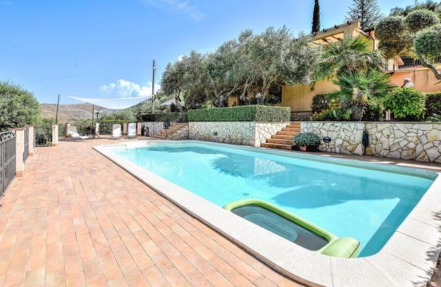 Bonito apartamento en Casteldaccia