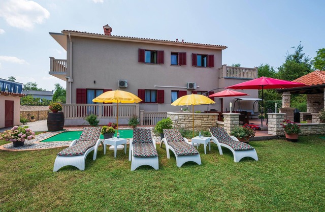 Bonito apartamento en Nedescina con.