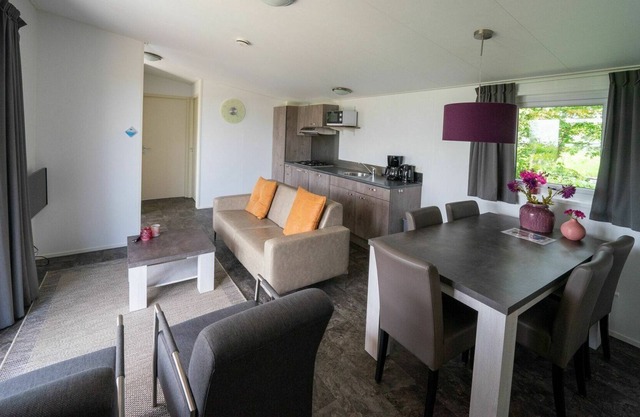 Bonito apartamento en villa para 5 personas con WIFI, TV, terraza y aparcamiento