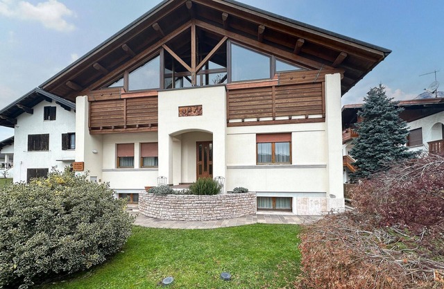 Bonito apartamento en Sovramonte con.