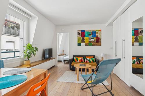 Nice apartment in the heart of Paris by Weekome