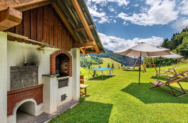 Precioso apartamento en villa para 4 personas con WIFI, TV, patio y aparcamiento