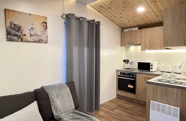 Hermoso apartamento en villa para 4 personas con WIFI, TV, terraza y aparcamiento