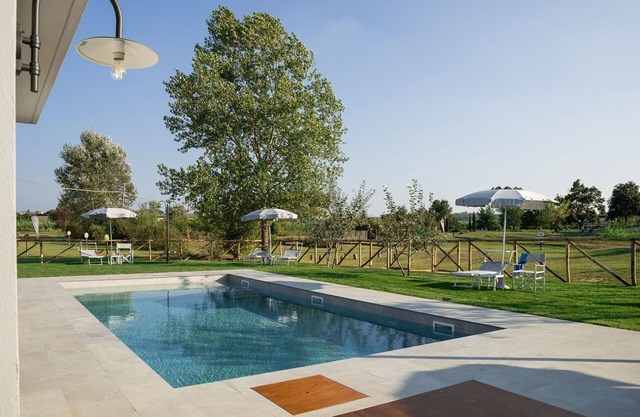 Hermoso apartamento en villa para 2 personas con A/C, piscina, WIFI, TV y aparcamiento
