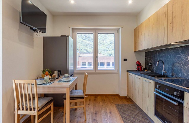 Bonito apartamento para 3 personas con A/C, WIFI, balcón y aparcamiento