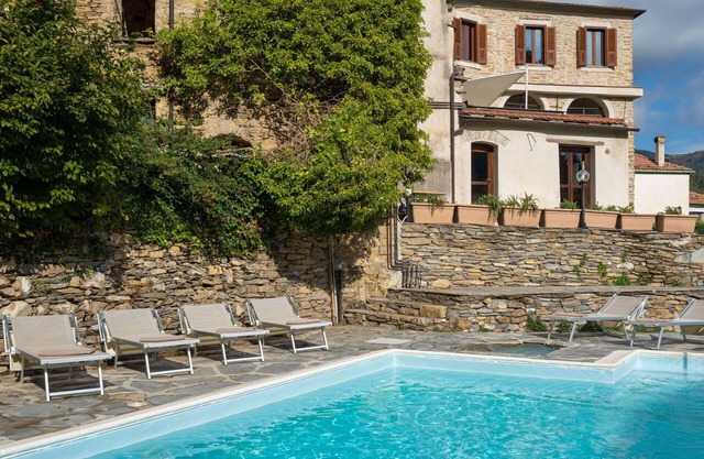 Apartamento con WIFI, piscina, TV, patio, mascotas permitida, vista panorámica, aparcamiento