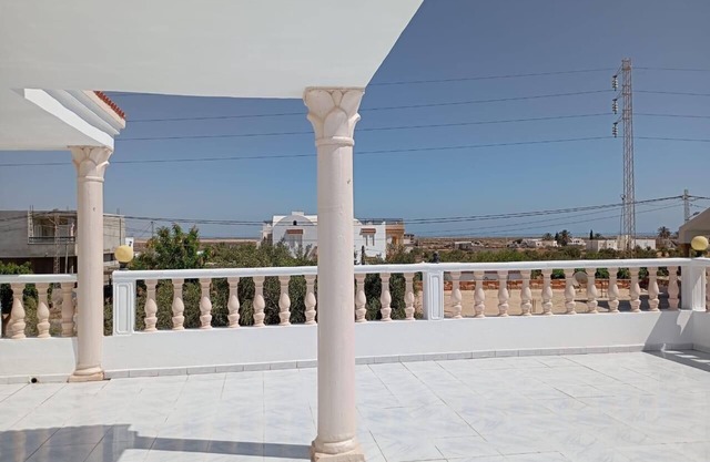Nice apartment Near the famous Hassi jerbi beach 1st floor