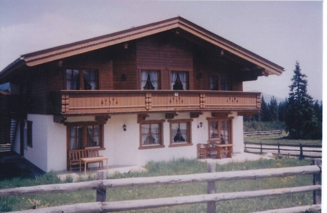 Acogedor apartamento con balcón orientado al sur directamente en la pista de esquí de Gerlosplatte, Zillertal Arena