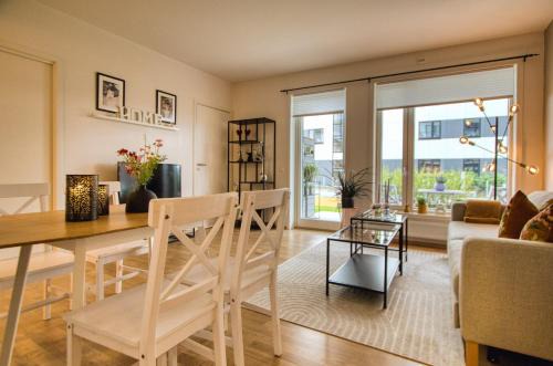 Nice apartment with a double bed and sofa bed FREE PARKING