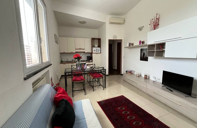 Bonito apartamento en Génova con vistas al mar.