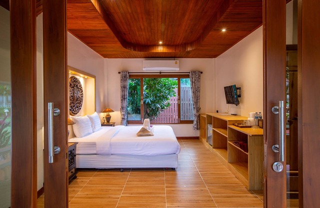 Nice Beach Bungalow