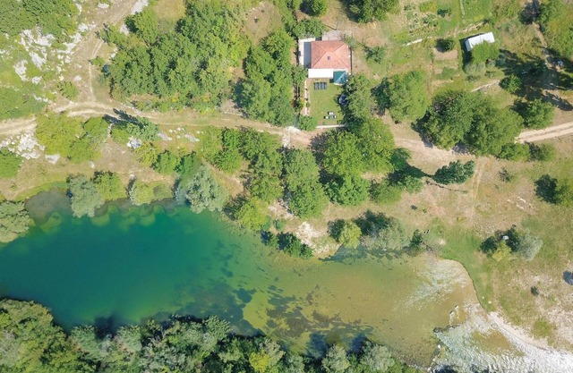 Bonita casa en Blato na Cetini