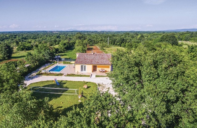Bonita casa en Butkovici con WiFi
