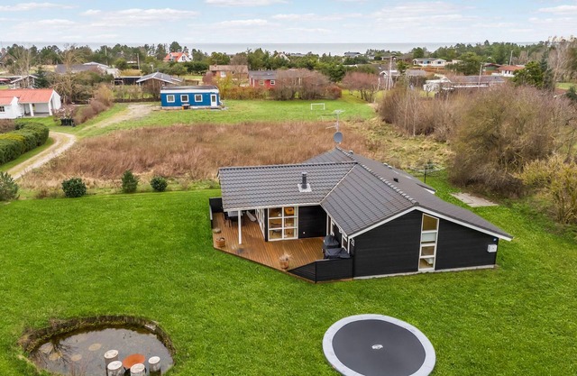 Bonita casa en Glesborg con sauna