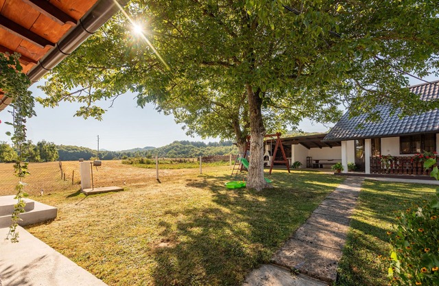 Bonita casa en Gospic con WiFi
