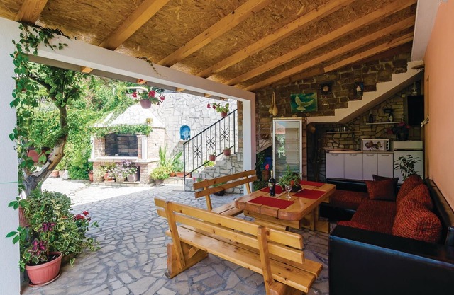 Bonita casa en Herceg Novi con WiFi