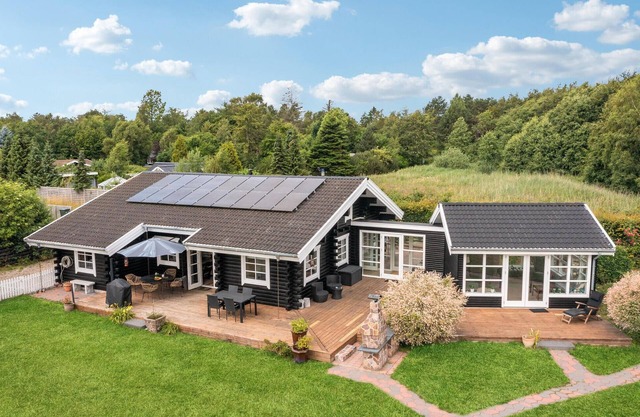 Increíble casa en Højby con cocina