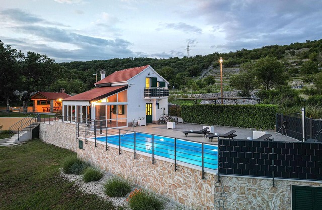 Bonita casa en Medov Dolac con sauna