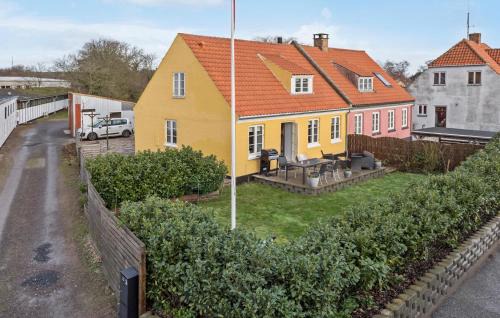 Nice Home In Nexø With Wifi